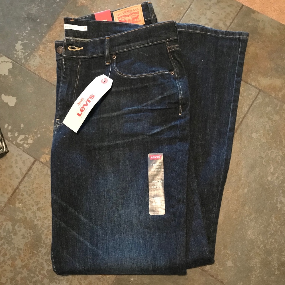Levis 515 Bootcut. NWT